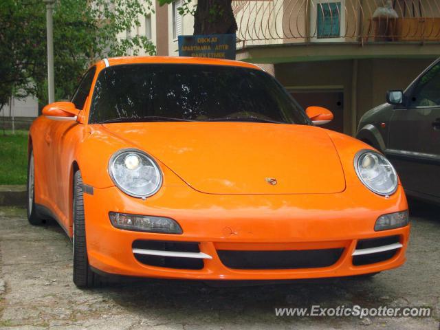 Porsche 911 Turbo spotted in Bursa, Turkey