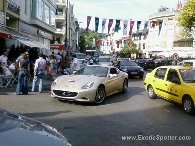 Ferrari California spotted in Istanbul, Turkey