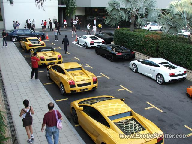 Lamborghini Gallardo spotted in Singapore, Singapore