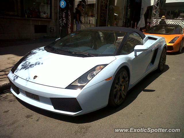 Lamborghini Gallardo spotted in Montreal, Canada