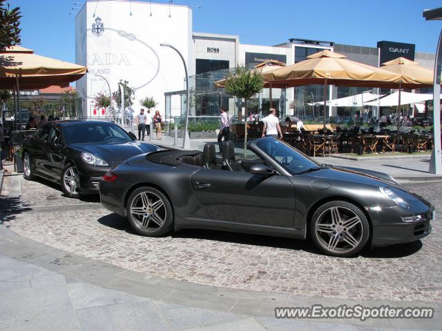 Porsche 911 Turbo spotted in Istanbul, Turkey