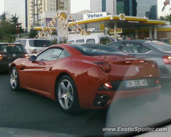 Ferrari California spotted in Istanbul, Turkey