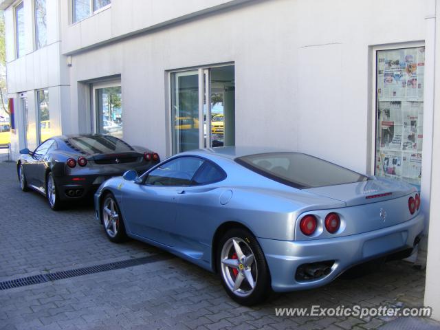 Ferrari 360 Modena spotted in Istanbul, Turkey