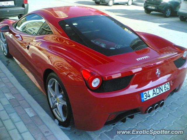 Ferrari 458 Italia spotted in Istanbul, Turkey