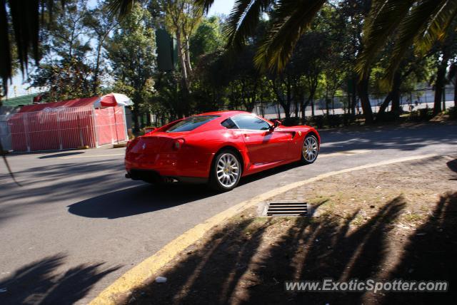 Ferrari 599GTB spotted in Mexico City, Mexico