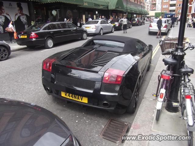 Lamborghini Gallardo spotted in London, United Kingdom