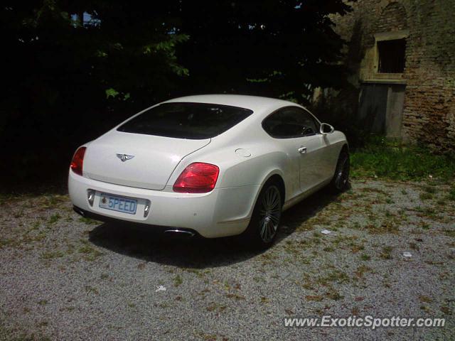 Bentley Continental spotted in Padova, Italy