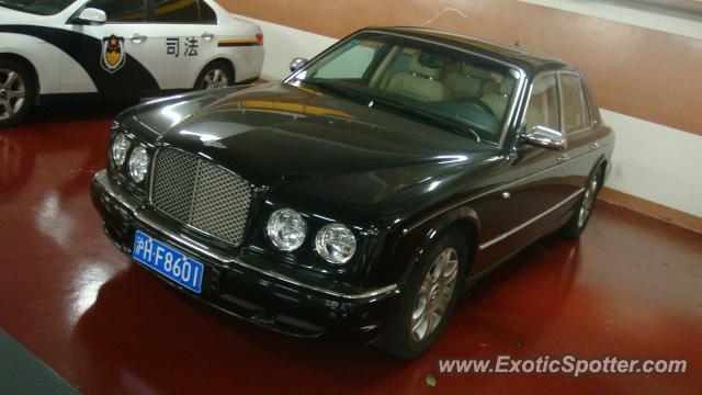 Bentley Arnage spotted in SHANGHAI, China