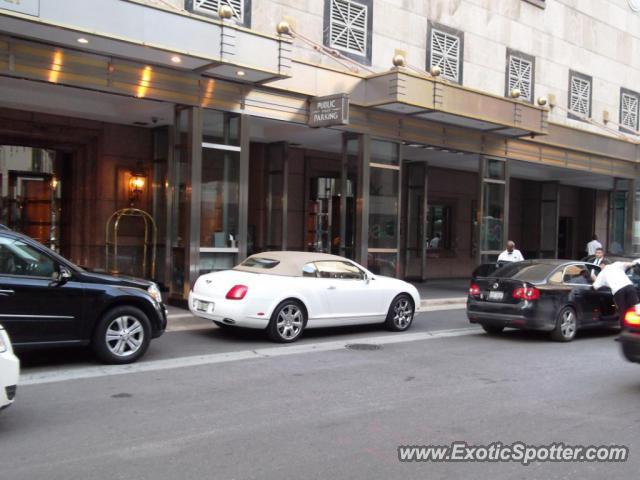 Bentley Continental spotted in Chicago, Illinois