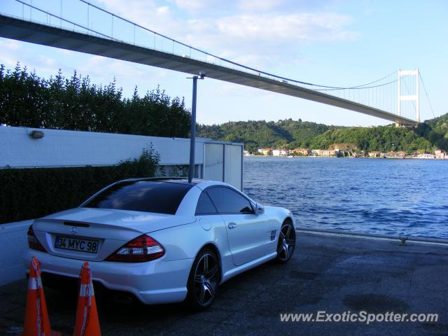 Mercedes SL 65 AMG spotted in Istanbul, Turkey