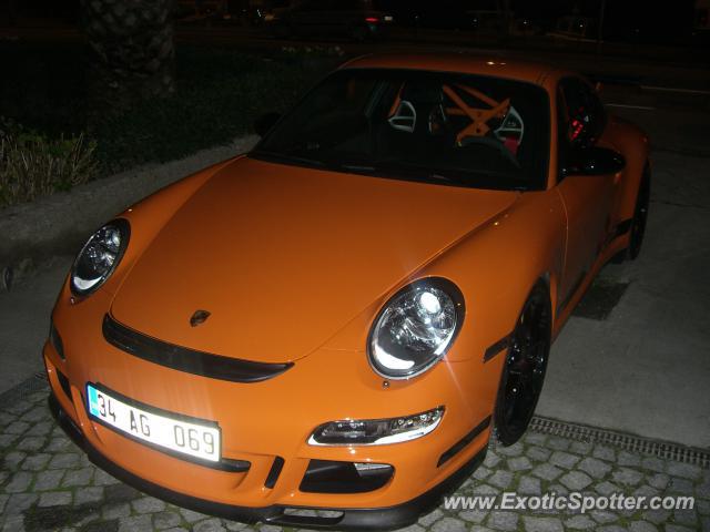 Porsche 911 GT3 spotted in Istanbul, Turkey