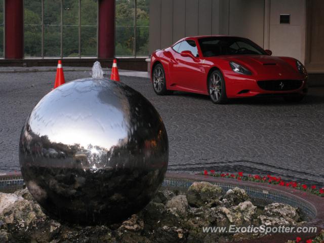 Ferrari California spotted in Istanbul, Turkey