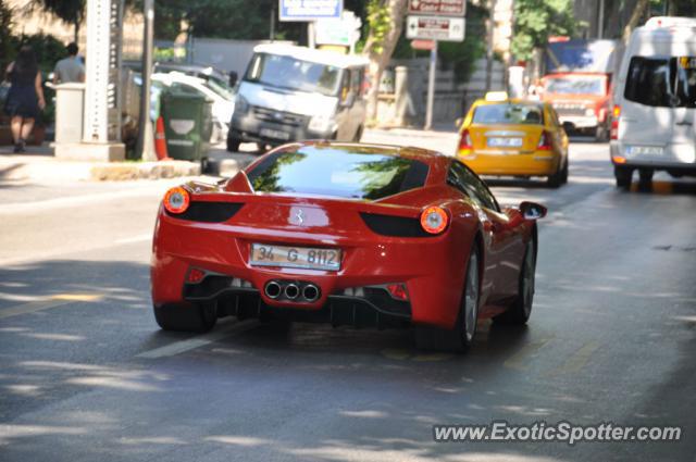 Ferrari 458 Italia spotted in Istanbul, Turkey