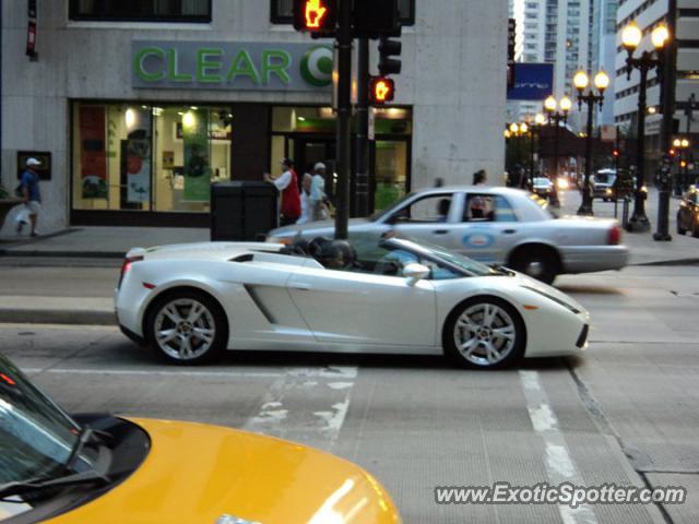 Lamborghini Gallardo spotted in Chicago, Illinois