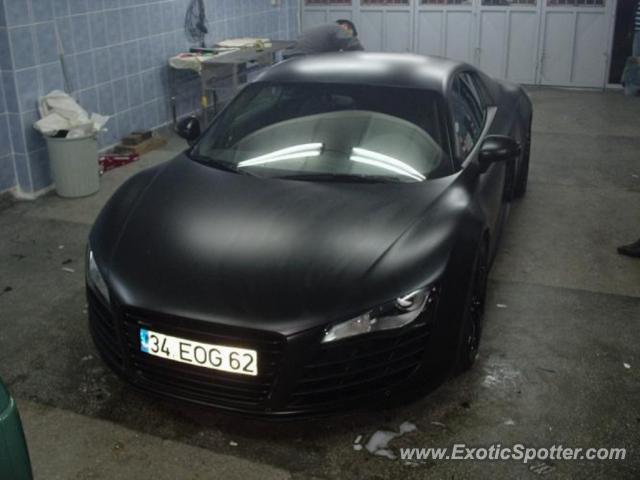 Audi R8 spotted in Istanbul, Turkey