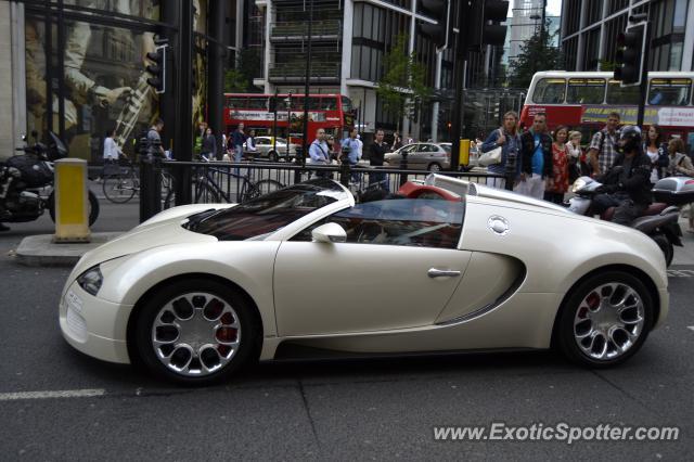 Bugatti Veyron spotted in London, United Kingdom