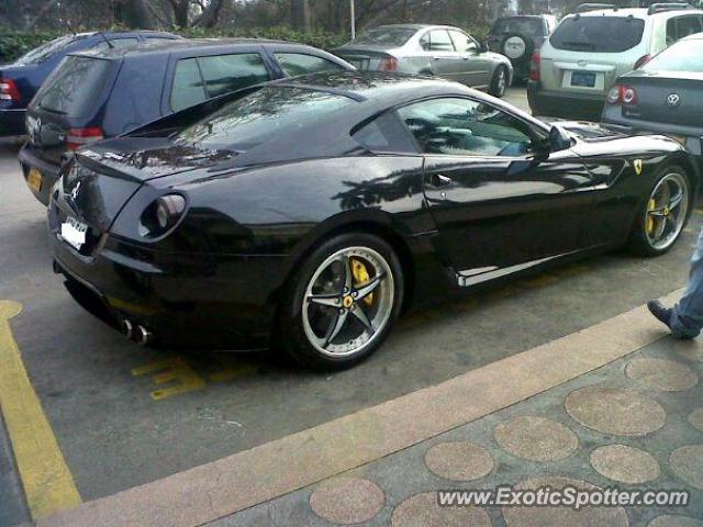 Ferrari 599GTB spotted in Lima, Peru