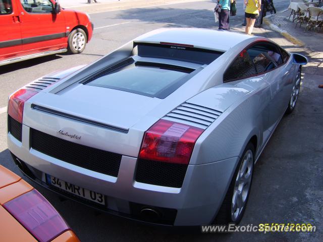 Lamborghini Gallardo spotted in Istanbul, Turkey