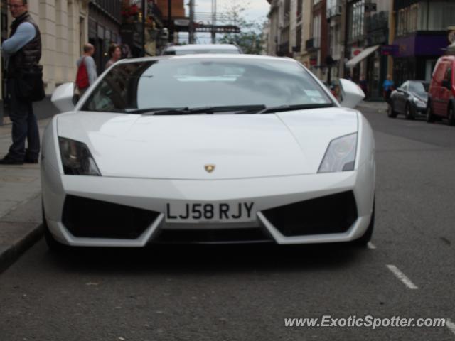 Lamborghini Gallardo spotted in London, United Kingdom