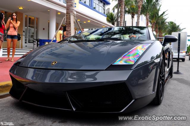 Lamborghini Gallardo spotted in Miami Beach, Florida