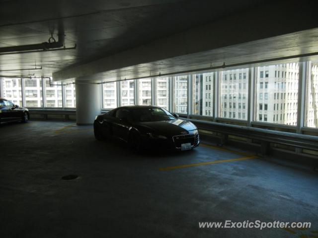 Audi R8 spotted in Chicago, Illinois