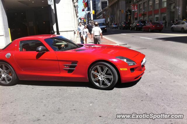 Mercedes SLS AMG spotted in Toronto, Canada