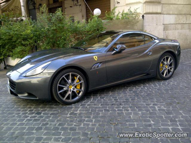 Ferrari California spotted in Roma, Italy