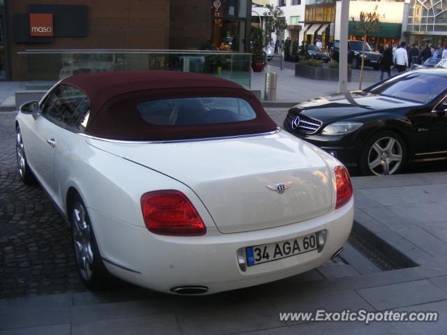 Bentley Continental spotted in Istanbul, Turkey