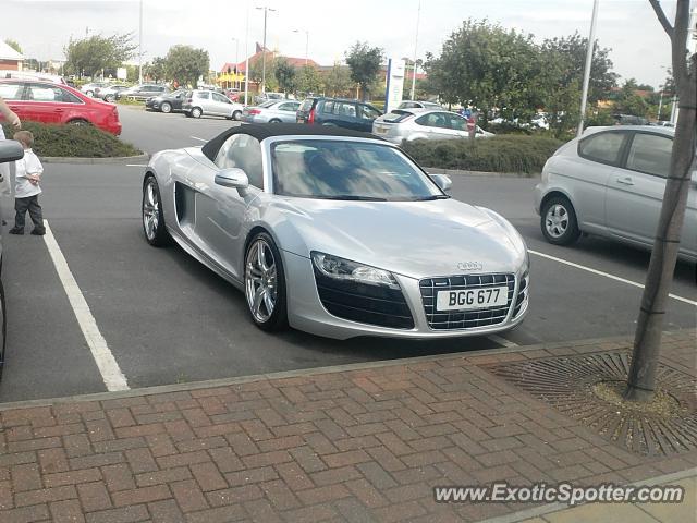 Audi R8 spotted in Teesside, United Arab Emirates