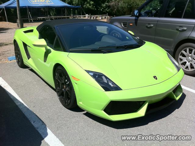 Lamborghini Gallardo spotted in Great Falls, Virginia