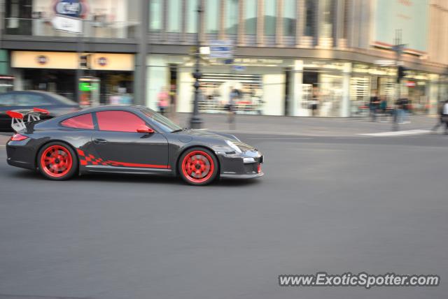 Porsche 911 GT3 spotted in Berlin, Germany