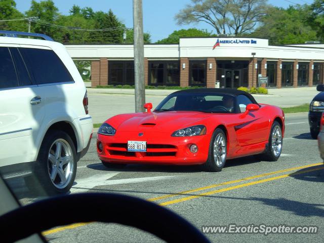 Dodge Viper spotted in Mt. Prospect, Illinois