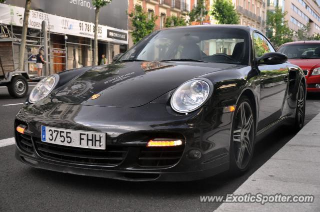 Porsche 911 Turbo spotted in Madrid, Spain