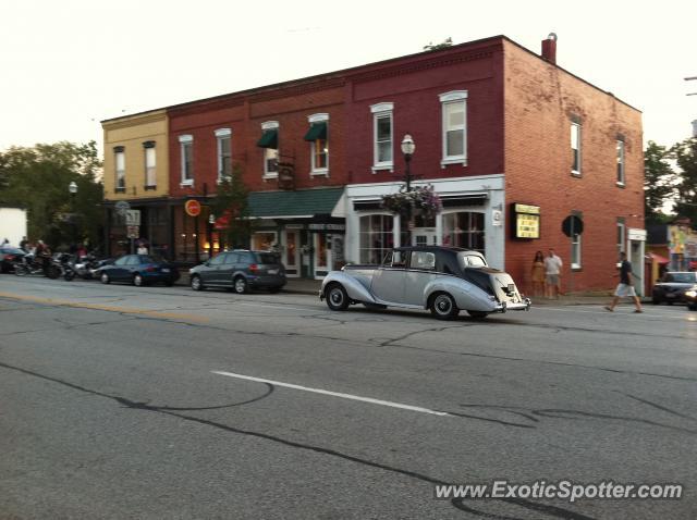 Bentley Arnage spotted in Chagrin Falls, Ohio