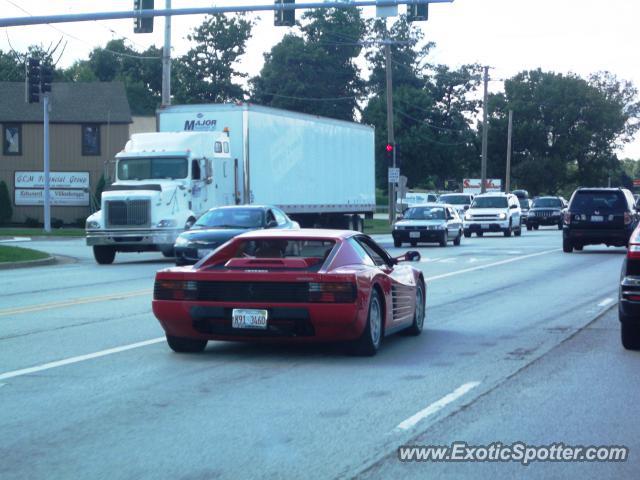 Ferrari Testarossa spotted in Lake Zurich, Illinois