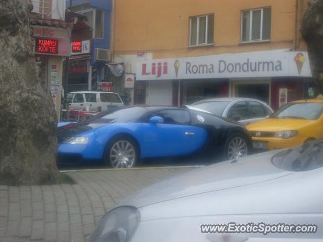 Bugatti Veyron spotted in Istanbul, Turkey