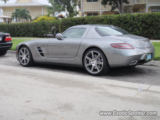 Mercedes SLS AMG spotted in Naples, Florida