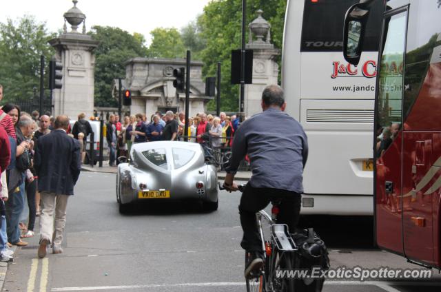 Morgan Aero 8 spotted in London, United Kingdom