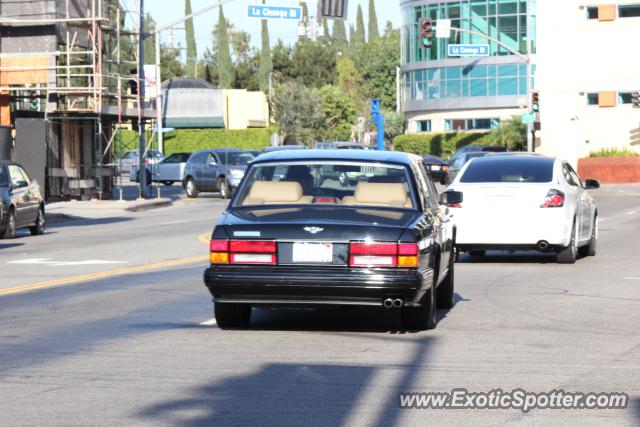 Bentley Arnage spotted in Los Angeles, California