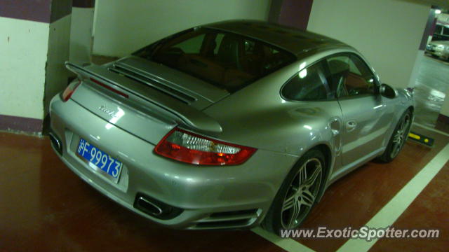 Porsche 911 Turbo spotted in SHANGHAI, China