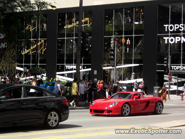 Porsche Carrera GT spotted in Chicago, Illinois