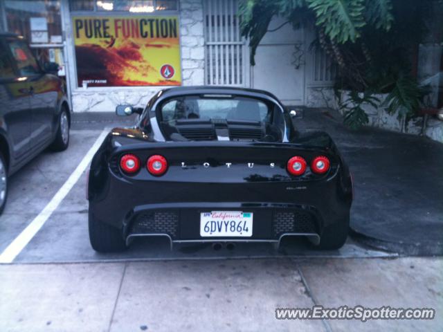 Lotus Elise spotted in La Jolla, California