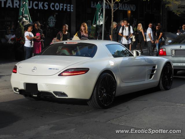 Mercedes SLS AMG spotted in Toronto, Canada