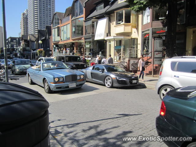 Bentley Azure spotted in Toronto, Canada