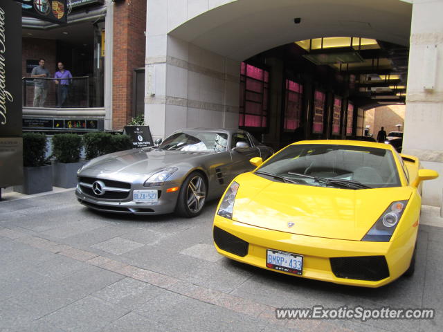 Lamborghini Gallardo spotted in Toronto, Canada