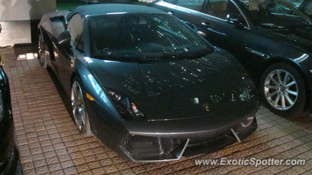 Lamborghini Gallardo spotted in SHANGHAI, China