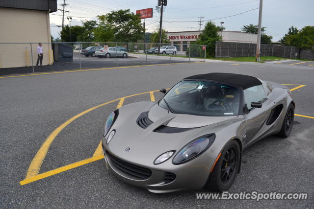 Lotus Elise spotted in Wilmington, Delaware