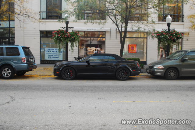 Bentley Continental spotted in Chicago, Illinois