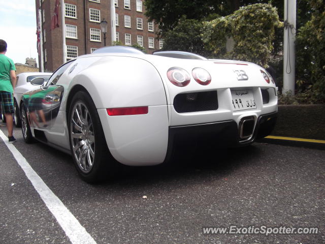 Bugatti Veyron spotted in London, United Kingdom