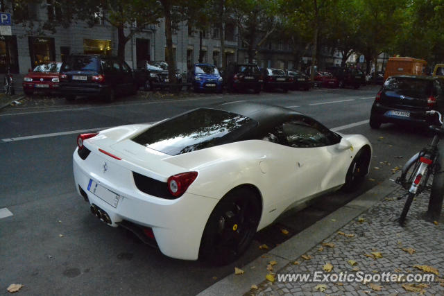 Ferrari 458 Italia spotted in Berlin, Germany